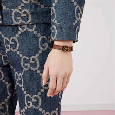 doppia penetrazione per gabriella gucci|Bracciale in pelle con Doppia G incisa .